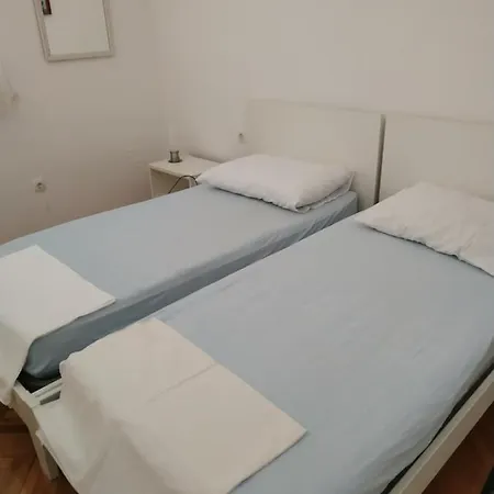 Casa de hóspedes Lena *